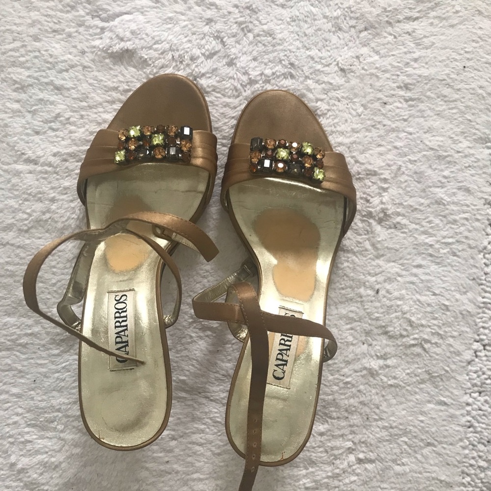 Evening wear or formal event. Previously worn.